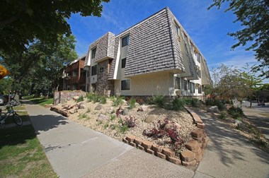 2321 Aldrich Ave S 1-2 Beds Apartment for Rent Photo Gallery 1